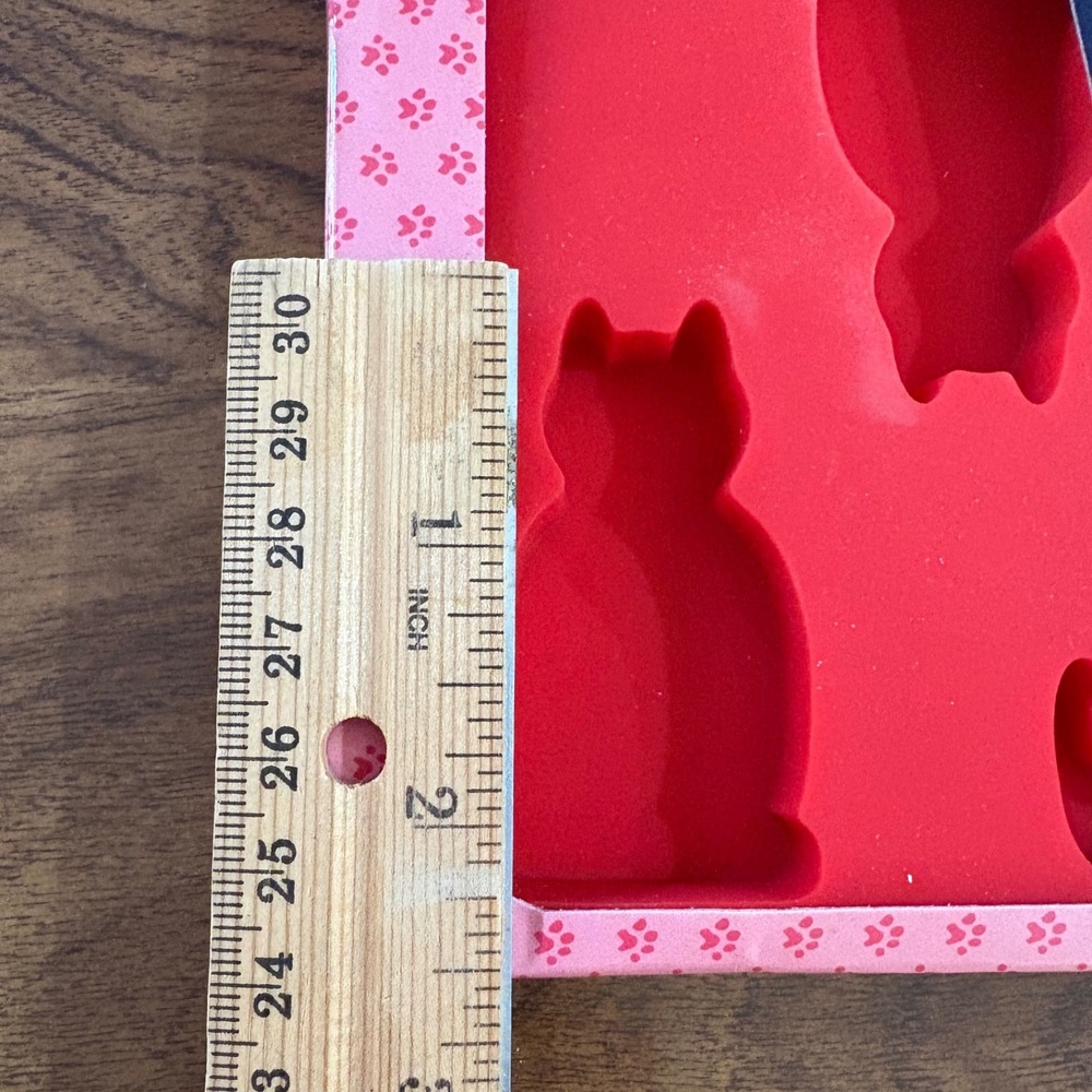 The Perfect Cat Frozen in Time Silicone Mold Tray Chocolate Jello Ice Cube - Picture 5 of 8